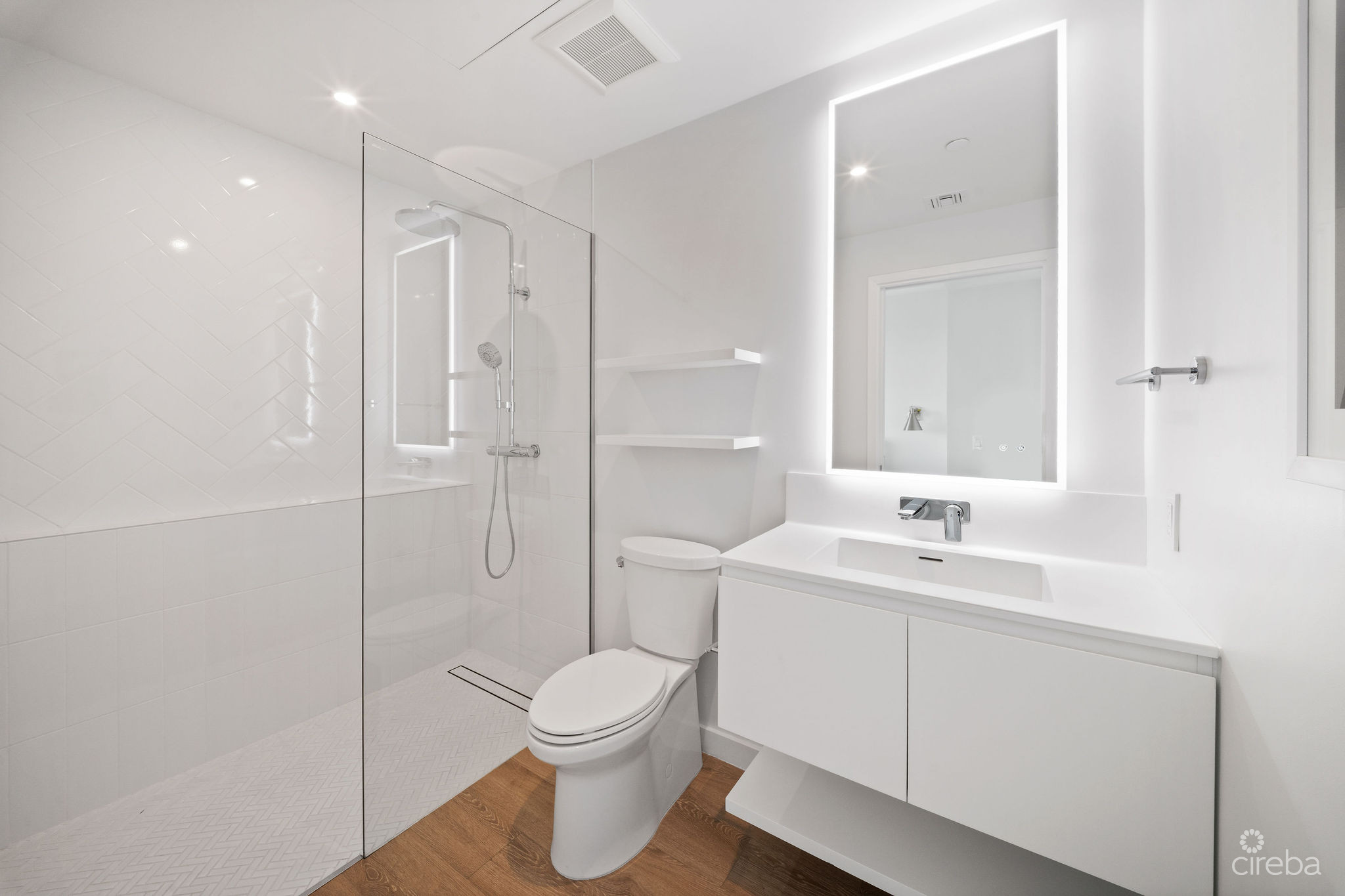 ONE | GT RESIDENCES – UNIT 917