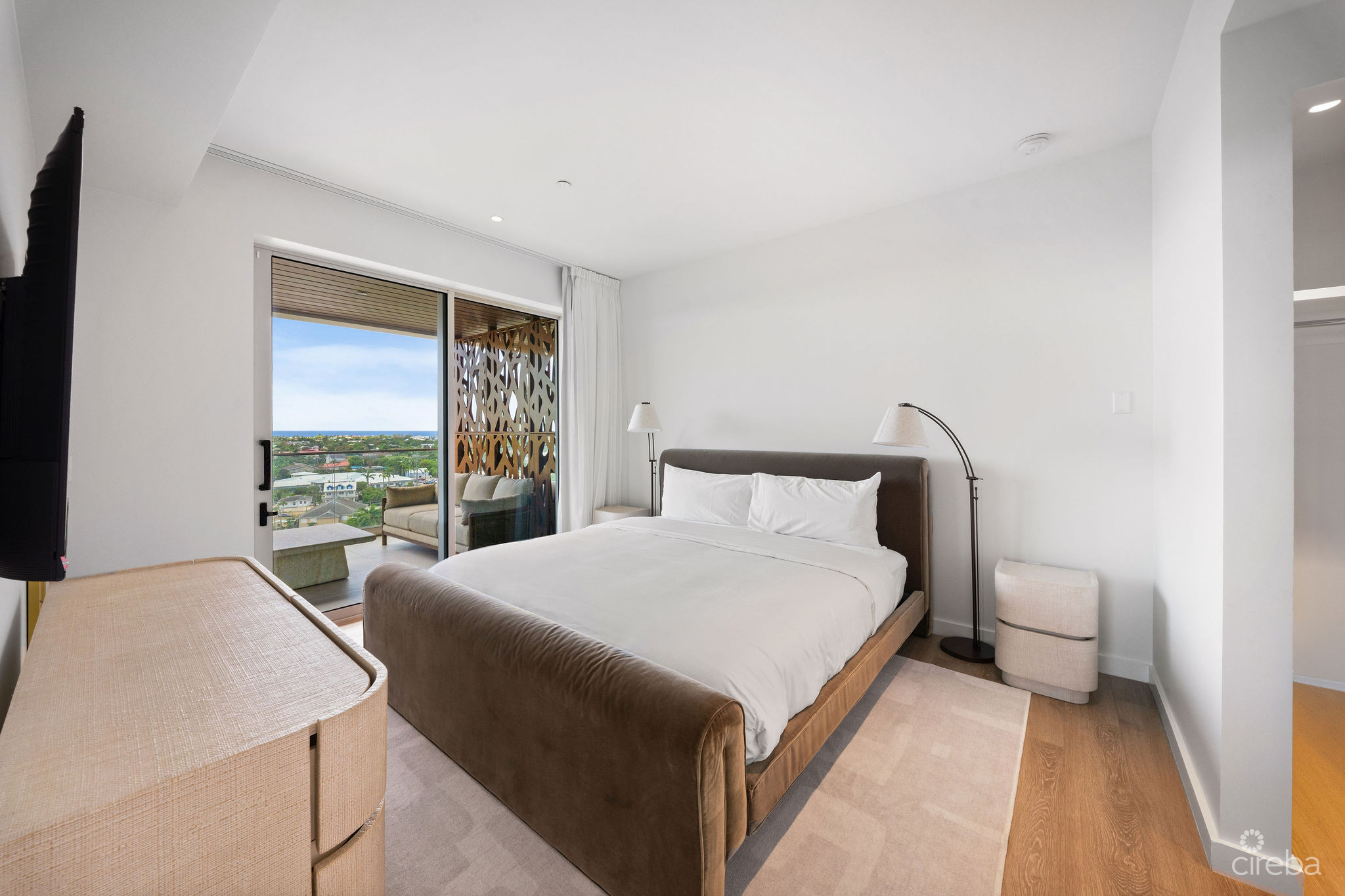 ONE | GT RESIDENCES – UNIT 917