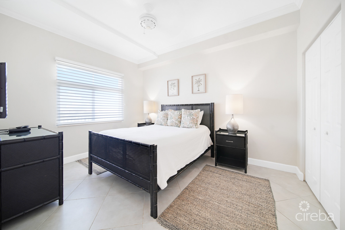 SOUTH BAY BEACH CLUB, 3BR CONDO WITH PARKING SPACE