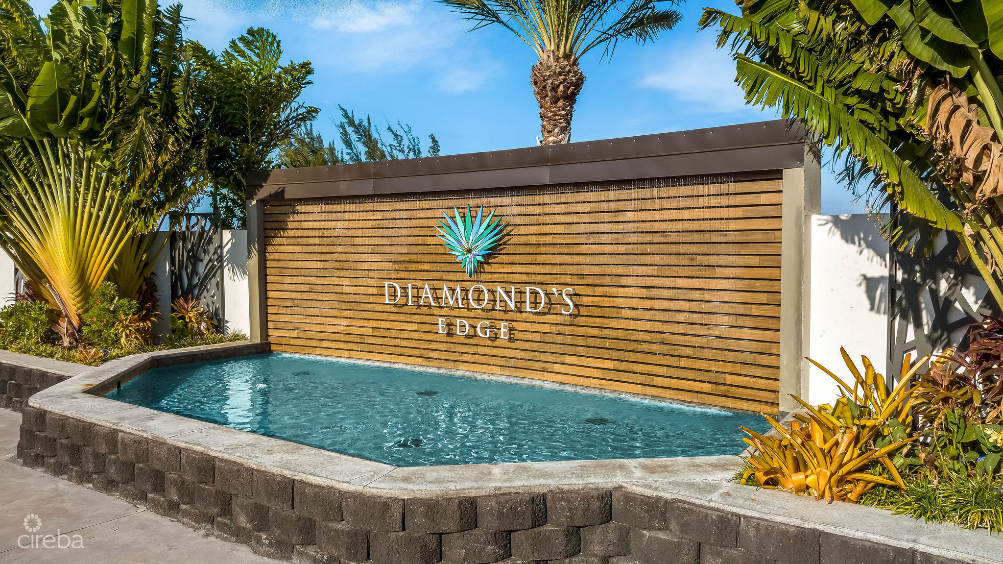 DIAMOND’S EDGE WATERFRONT ESTATE LOT 10