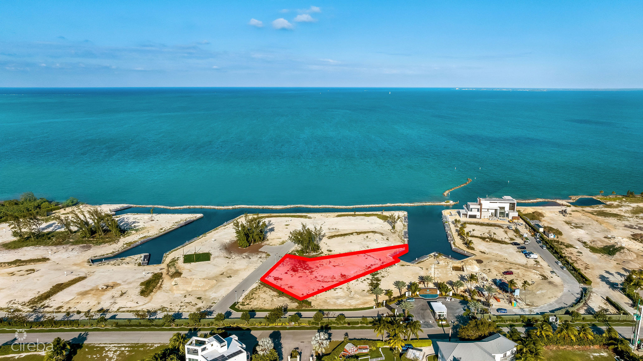 DIAMOND’S EDGE WATERFRONT ESTATE LOT 10