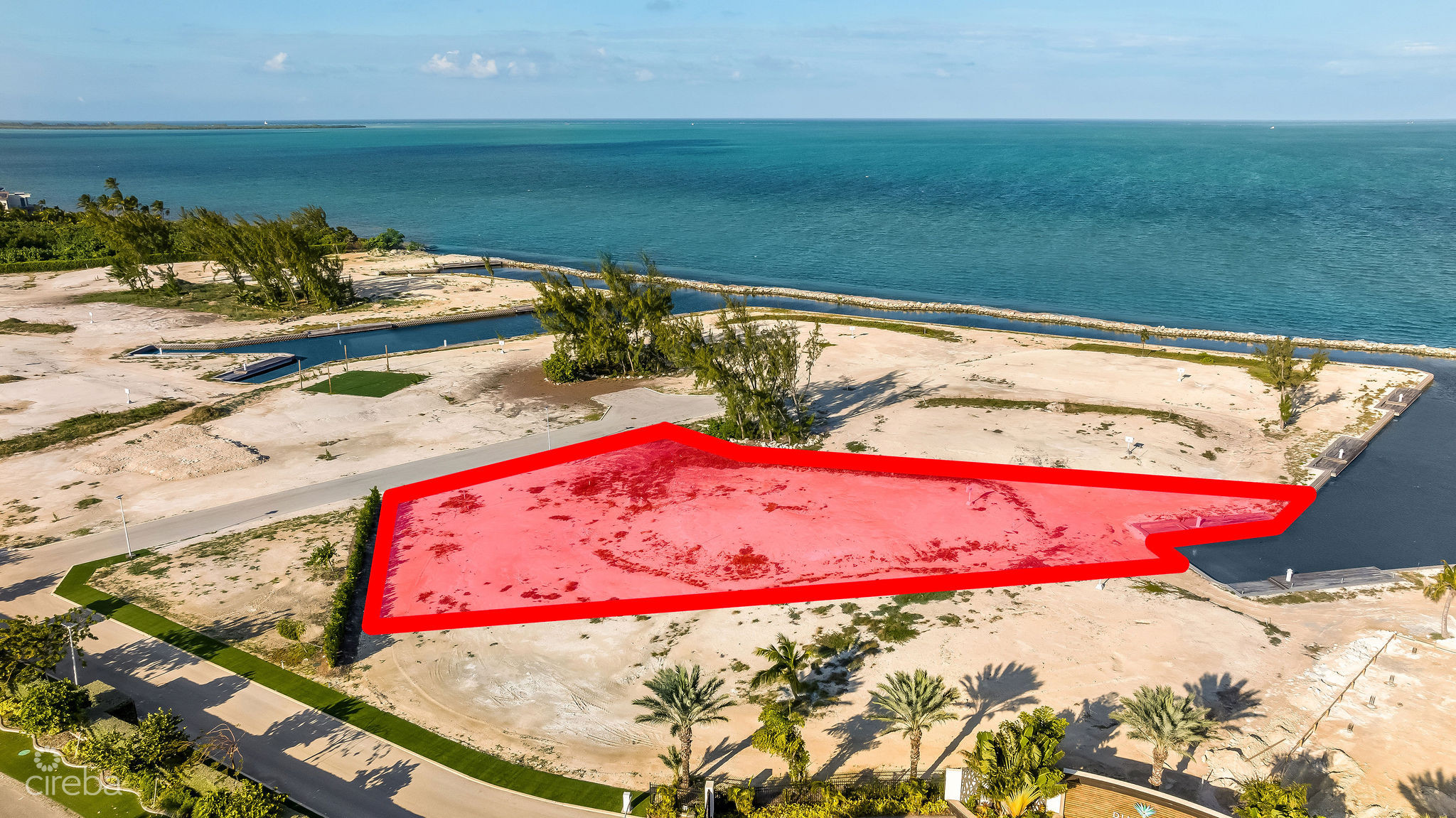 DIAMOND’S EDGE WATERFRONT ESTATE LOT 10