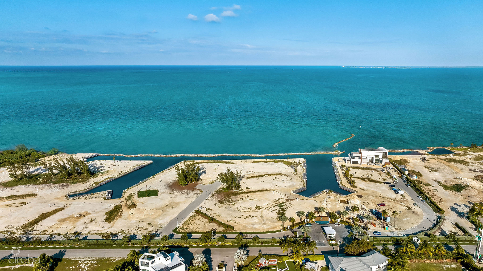 DIAMOND’S EDGE WATERFRONT ESTATE LOT 10