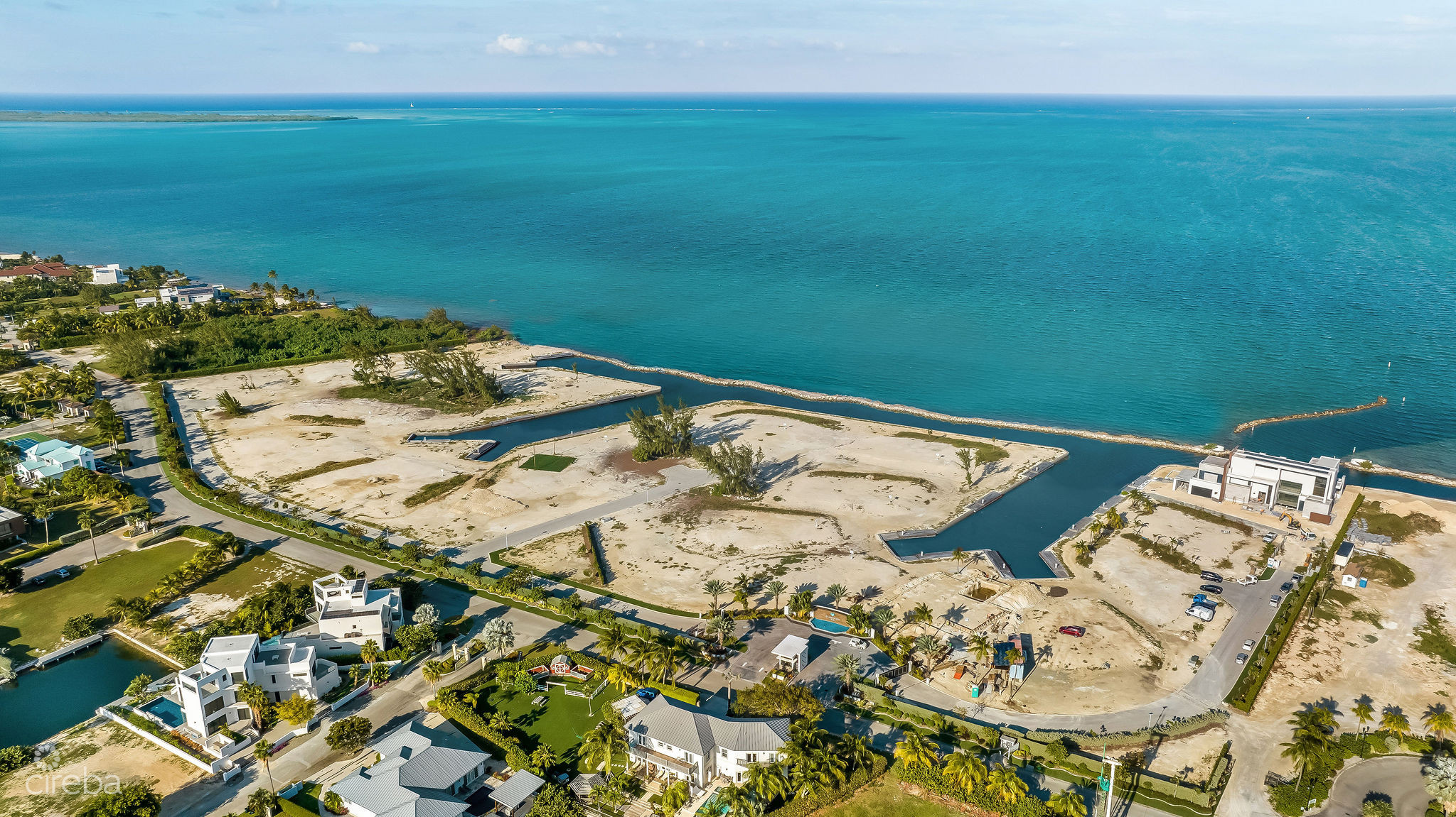 DIAMOND’S EDGE WATERFRONT ESTATE LOT 10