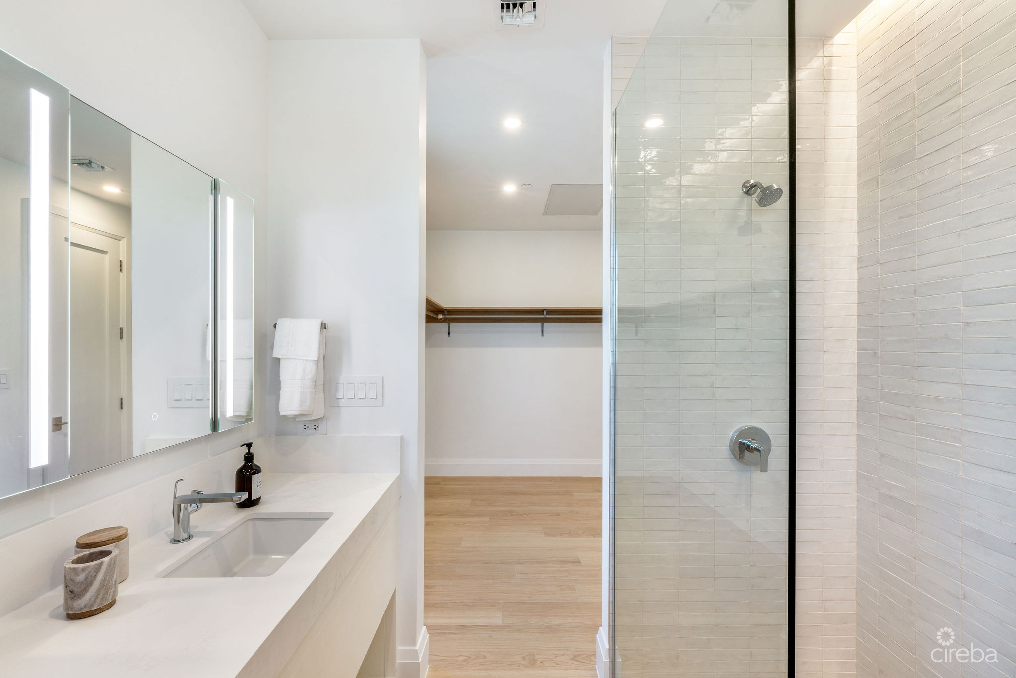 OCEAN FRONT 4 BED CONDO SMB- THE SANDS