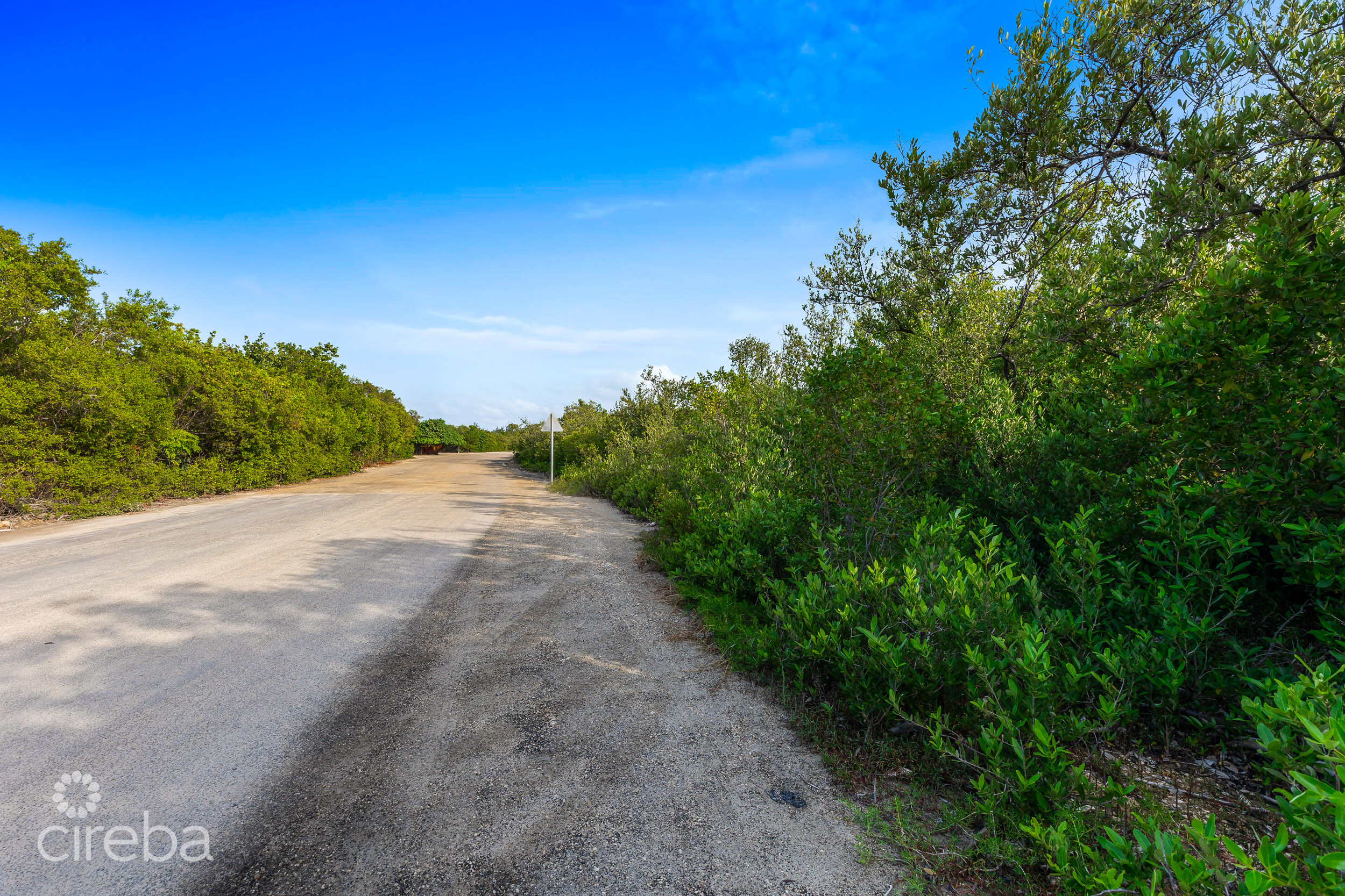 DEVELOPMENT OPPORTUNITY –  HOTEL TOURISM ZONED