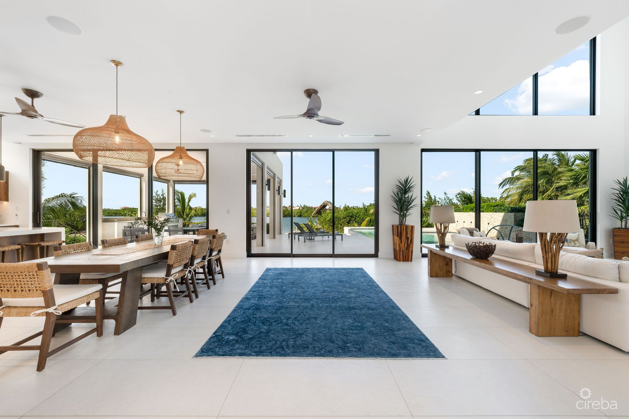 60 LALIQUE PENINSULA QUAY – LAID-BACK LUXURY FAMILY HOME IN CRYSTAL HARBOUR