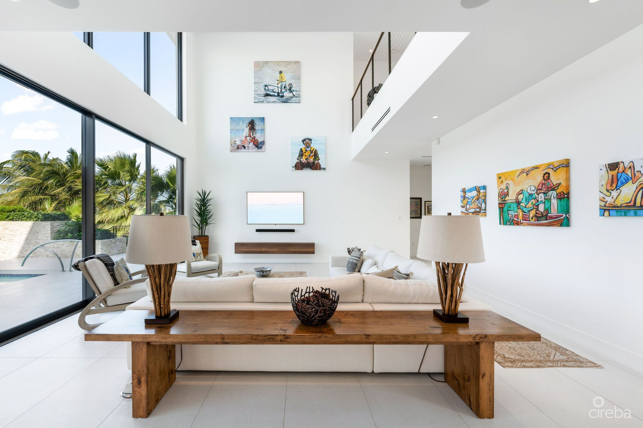 60 LALIQUE PENINSULA QUAY – LAID-BACK LUXURY FAMILY HOME IN CRYSTAL HARBOUR