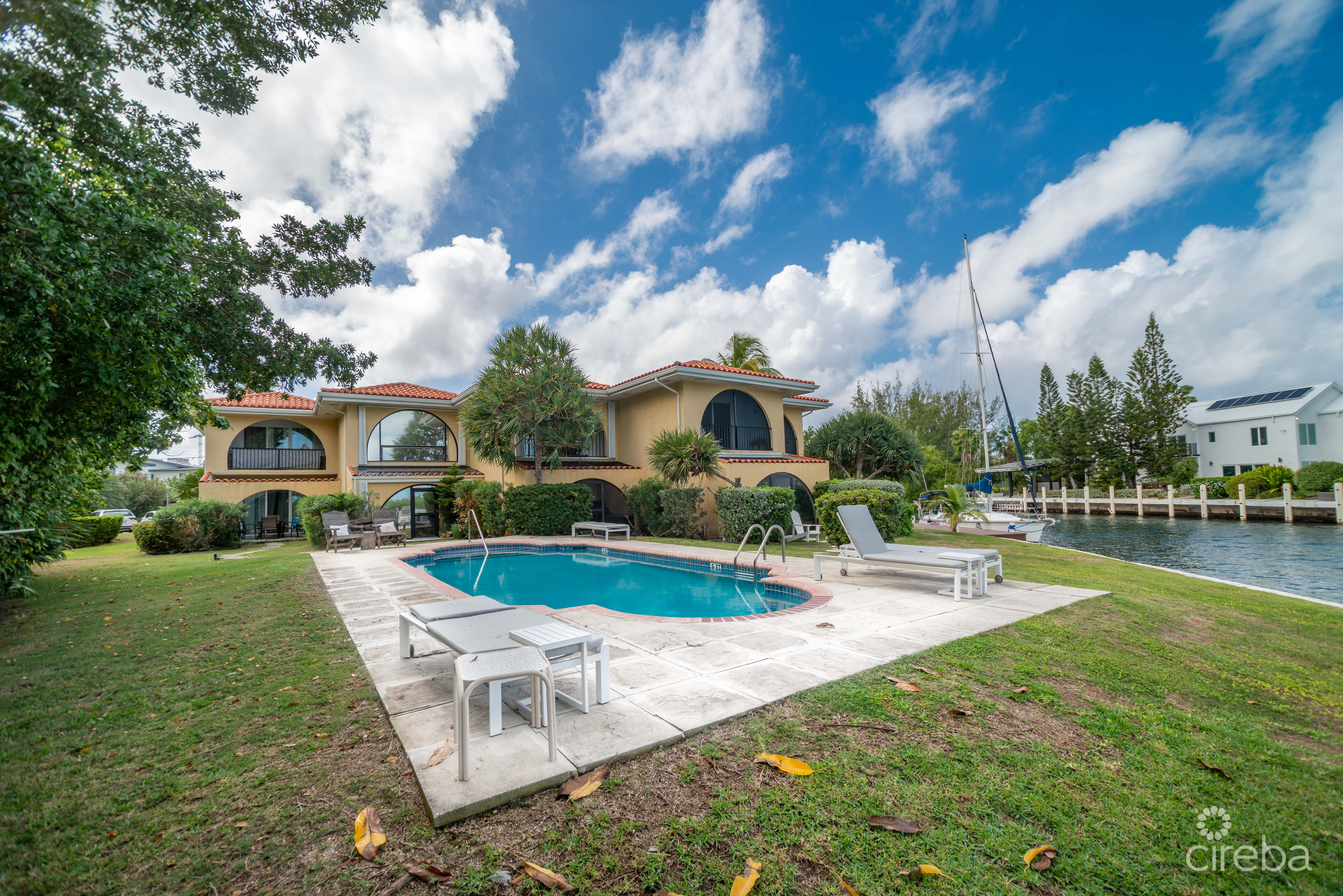 CANAL FRONT TOWNHOUSE, SMB CORRIDOR- SAFE HARBOUR