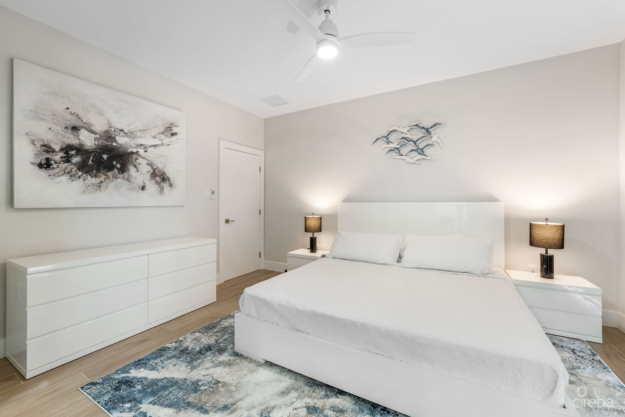 SILVER REEF RESIDENCES UNIT 4