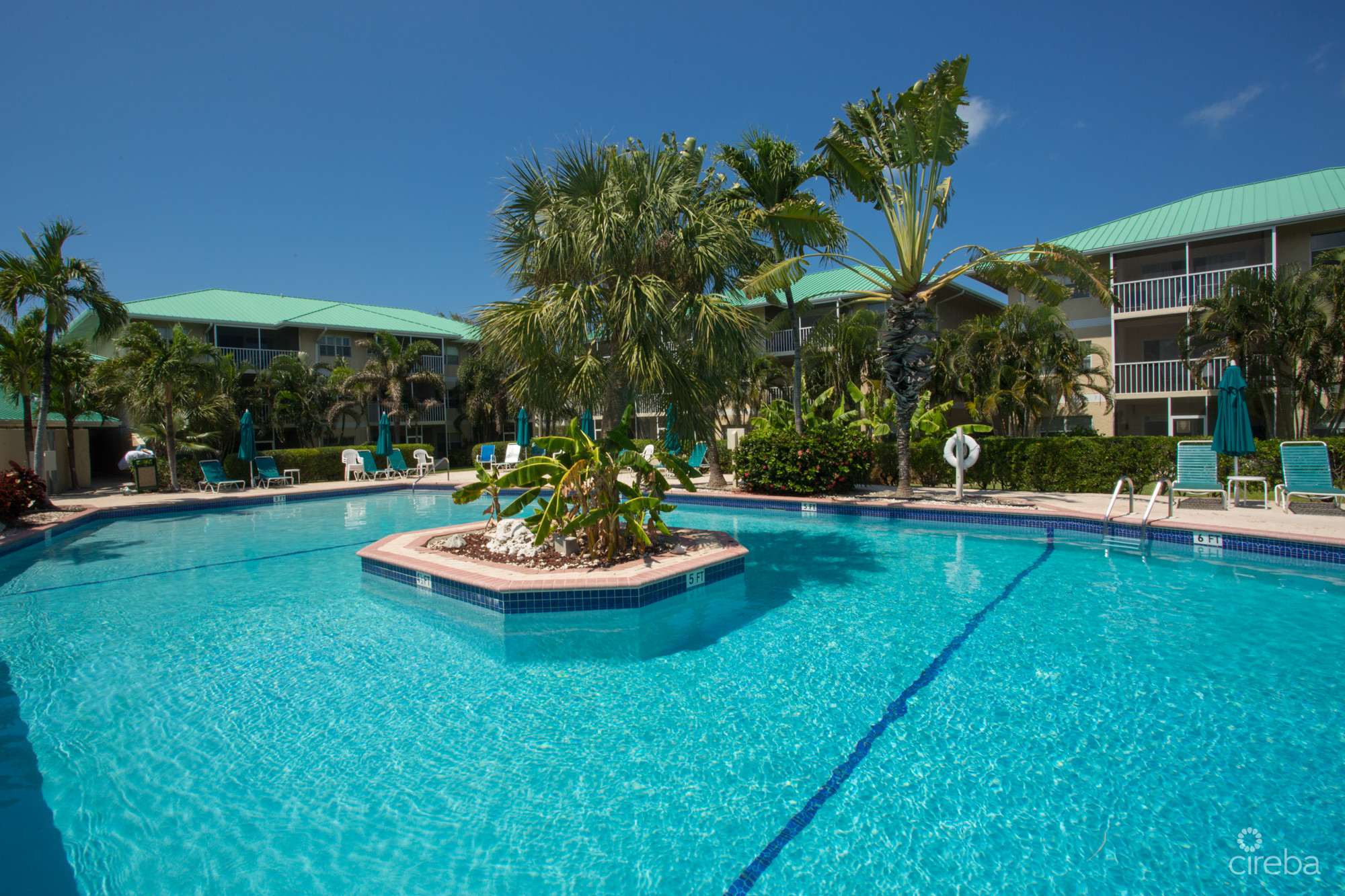 PLANTATION VILLAGE 3 BED PARTIAL SEA VIEWS