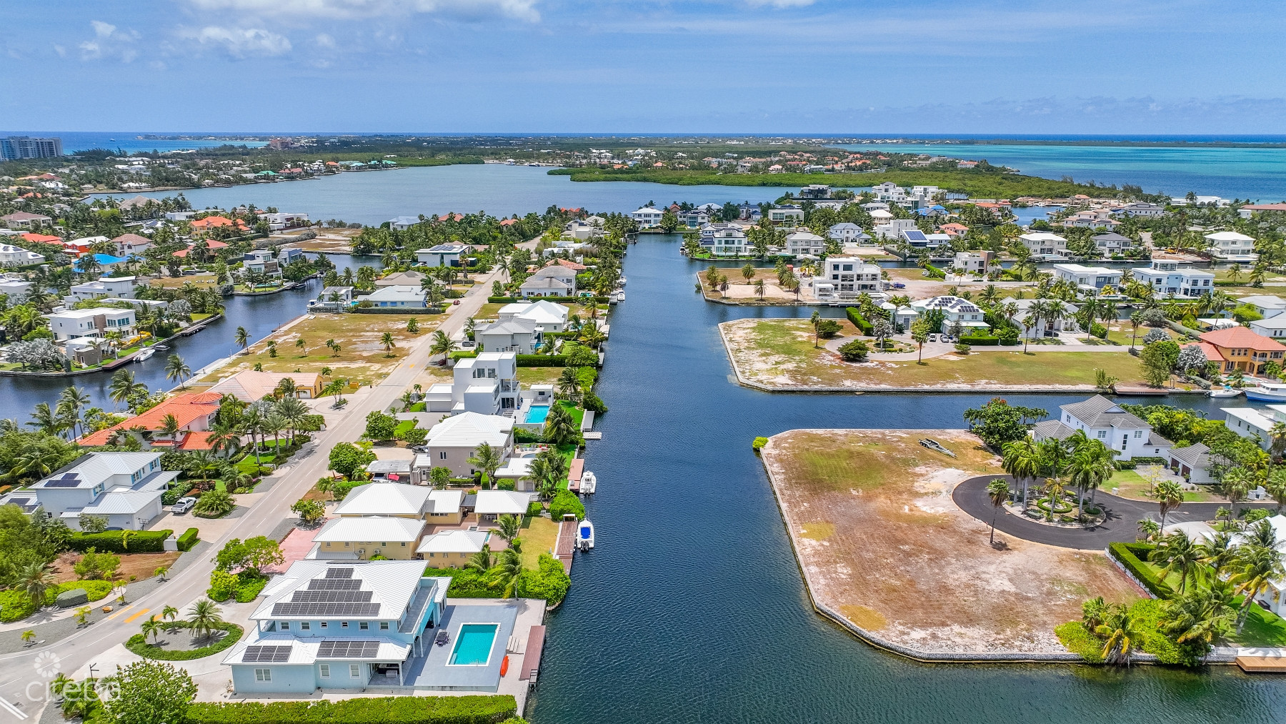 PRIME CANAL FRONT LAND IN CRYSTAL HARBOUR