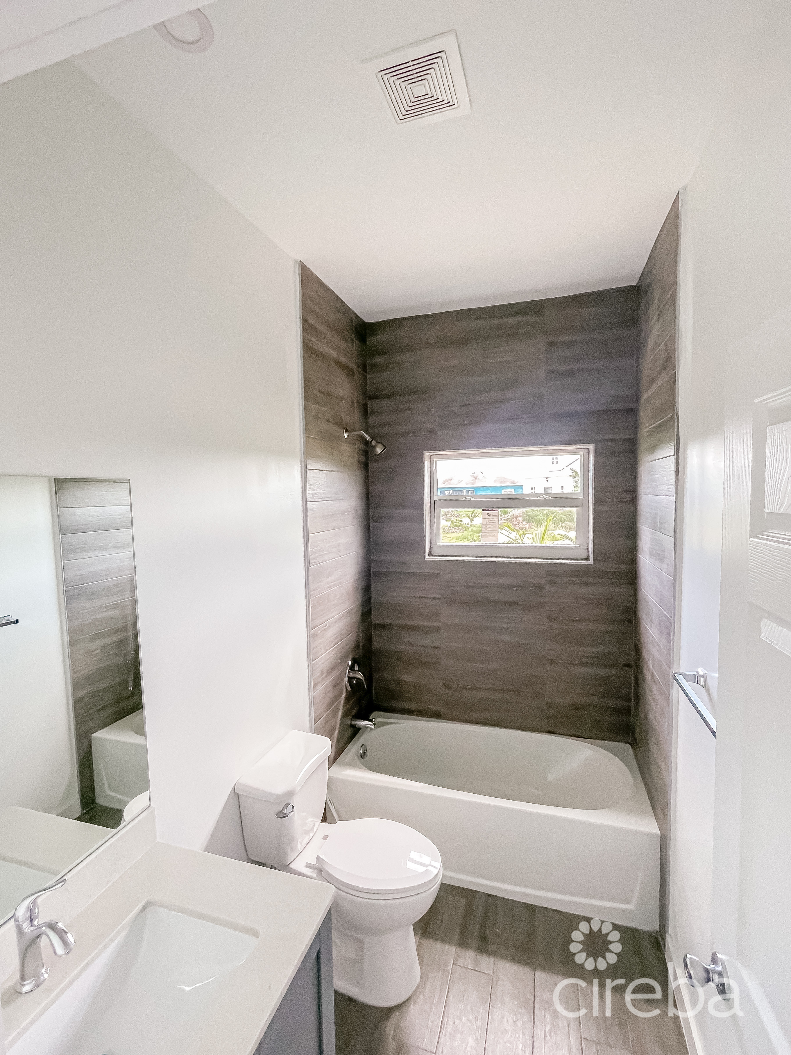 THE LANDING – SPOTTS – 2 BED ROOM PLUS DEN – GROUND FLOOR CONDO