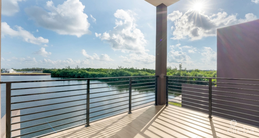 PARAISO RESIDENCES #7 – PRE-CONSTRUCTION