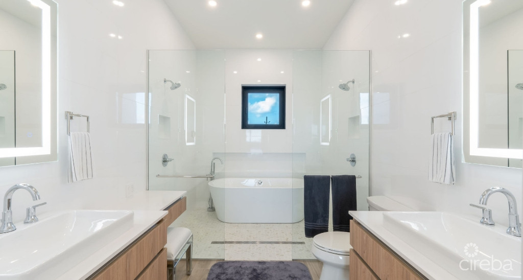 PARAISO RESIDENCES #7 – PRE-CONSTRUCTION