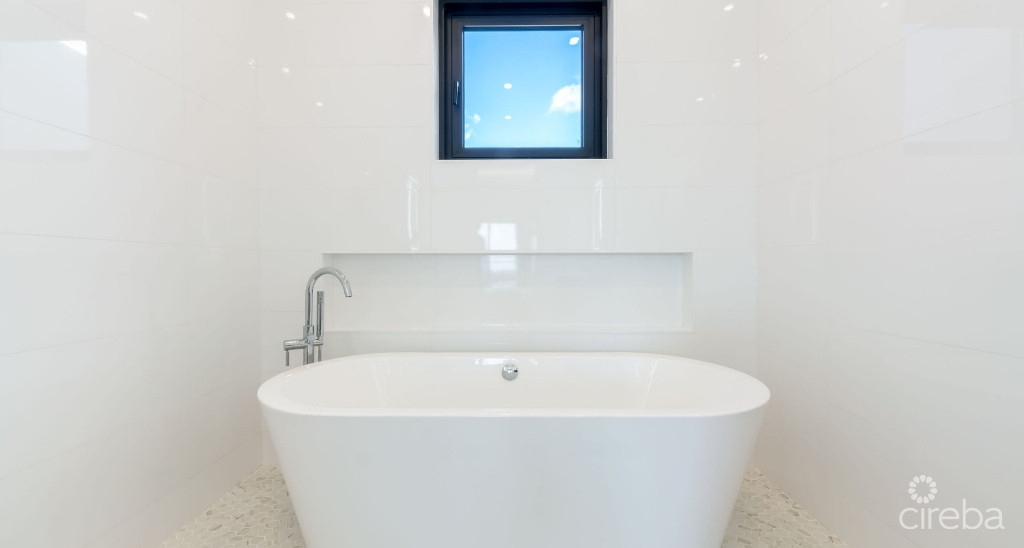 PARAISO RESIDENCES #7 – PRE-CONSTRUCTION