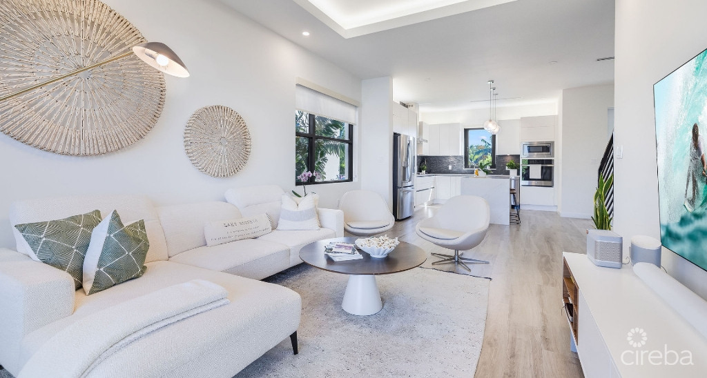 PARAISO RESIDENCES #7 – PRE-CONSTRUCTION