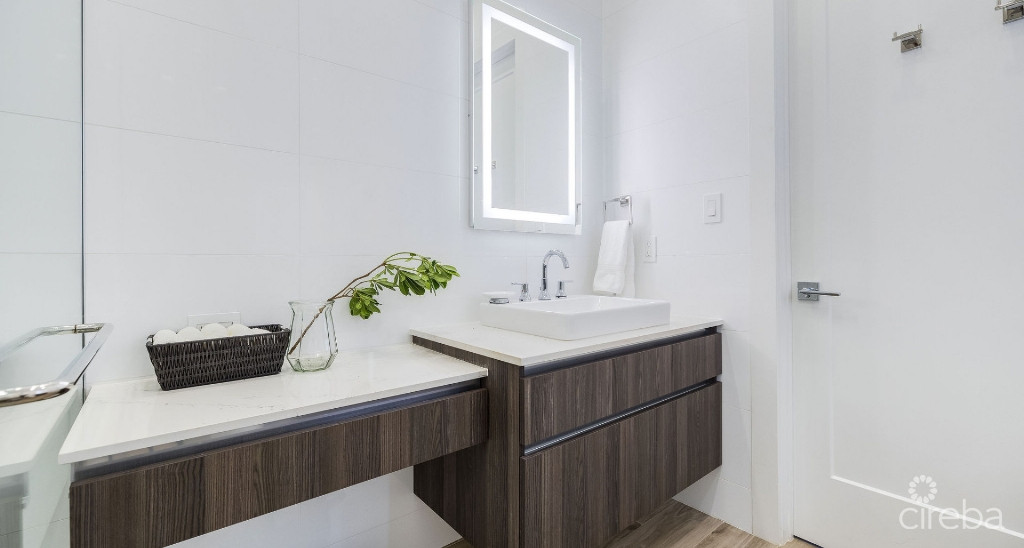 PARAISO RESIDENCES #7 – PRE-CONSTRUCTION