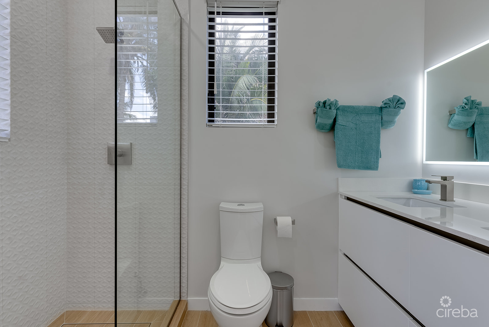 SILVER REEF RESIDENCES UNIT 1