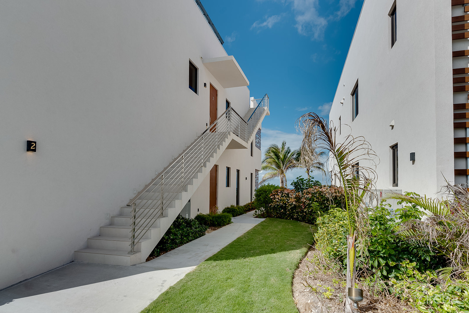 SILVER REEF RESIDENCES UNIT 1