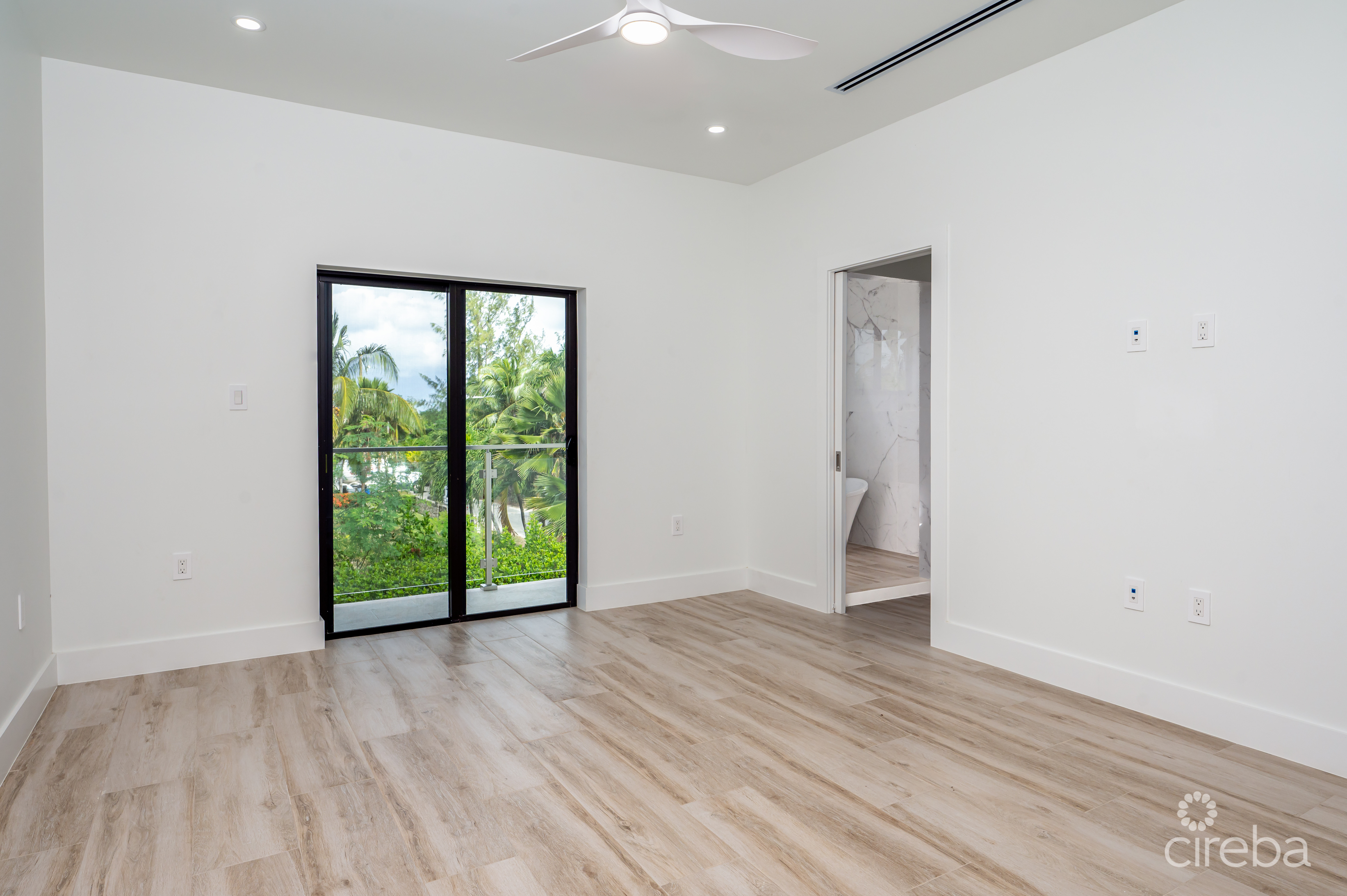 LAVANIA COURT – GATED – LARGE 2 BED 2.5 BATH TOWNHOMES