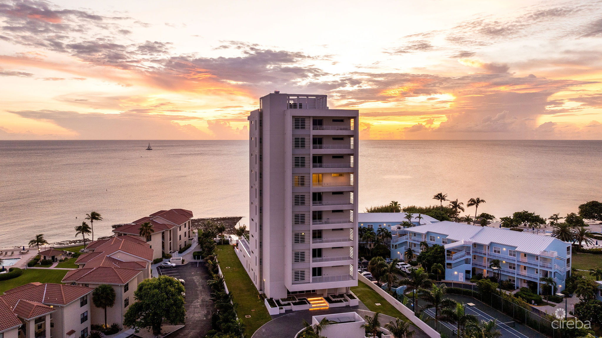 AQUA RESIDENCE 7 – LUXURY SEVEN MILE BEACH CONDO (FULLY FURNISHED)