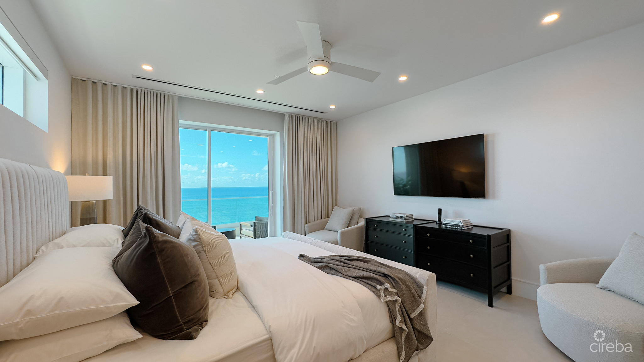 AQUA RESIDENCE 7 – LUXURY SEVEN MILE BEACH CONDO (FULLY FURNISHED)
