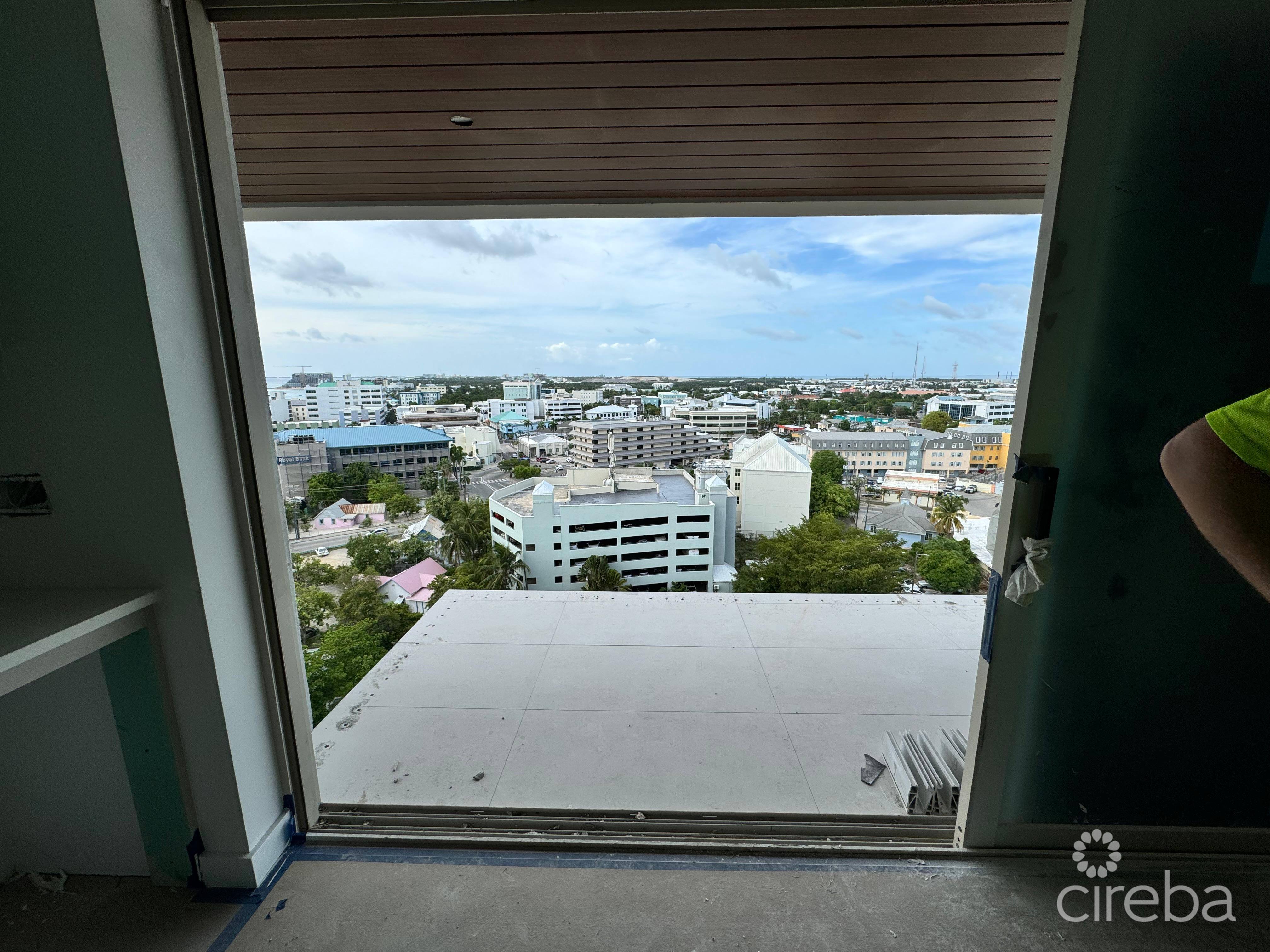 ONE GT PENTHOUSE AMAZING VIEW 10TH FLOOR