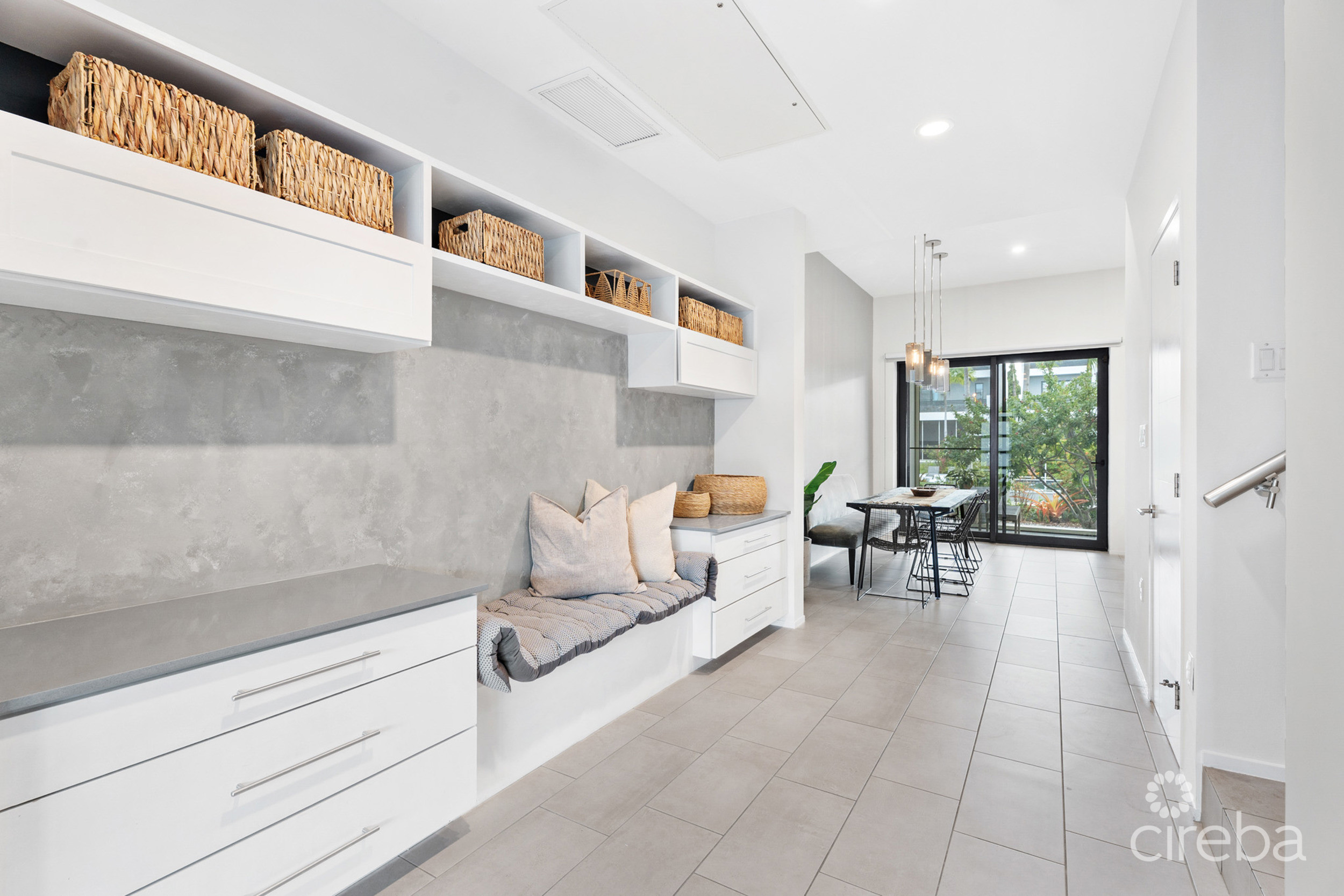 VELA 15, SOUTH SOUND TOWNHOME