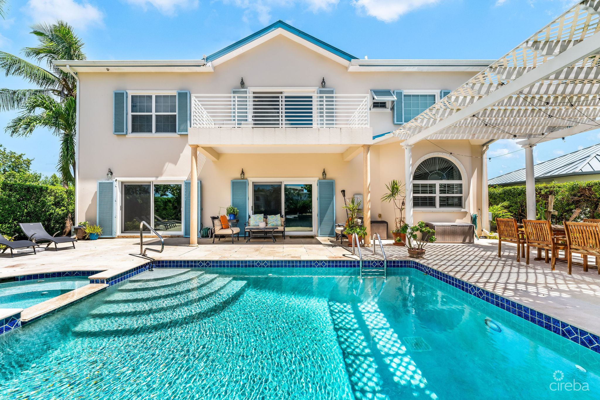 BIMINI DRIVE  – GRAND HARBOUR | EXCLUSIVE 5-BED WATERFRONT HOME