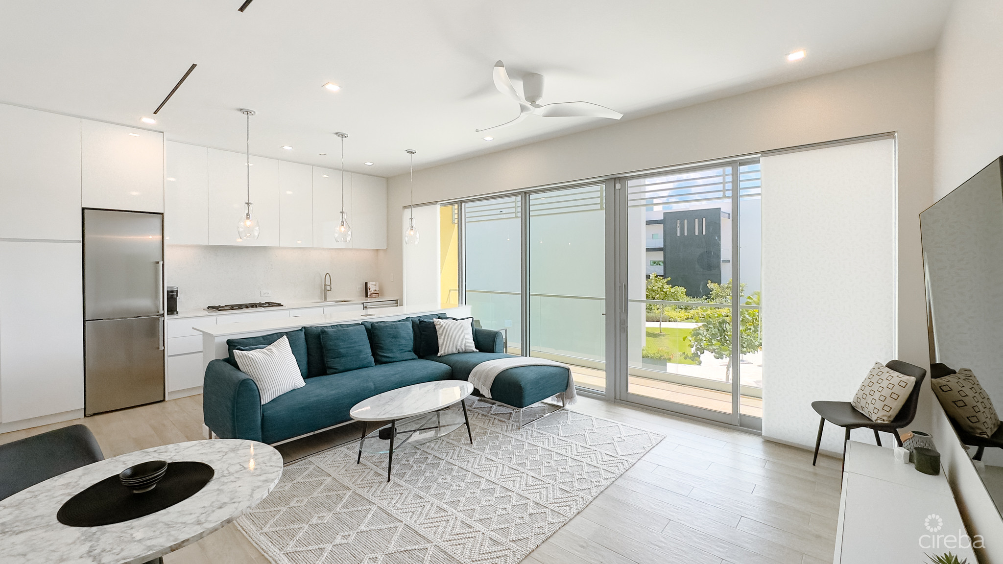 ONE CANAL POINT – SEVEN MILE BEACH