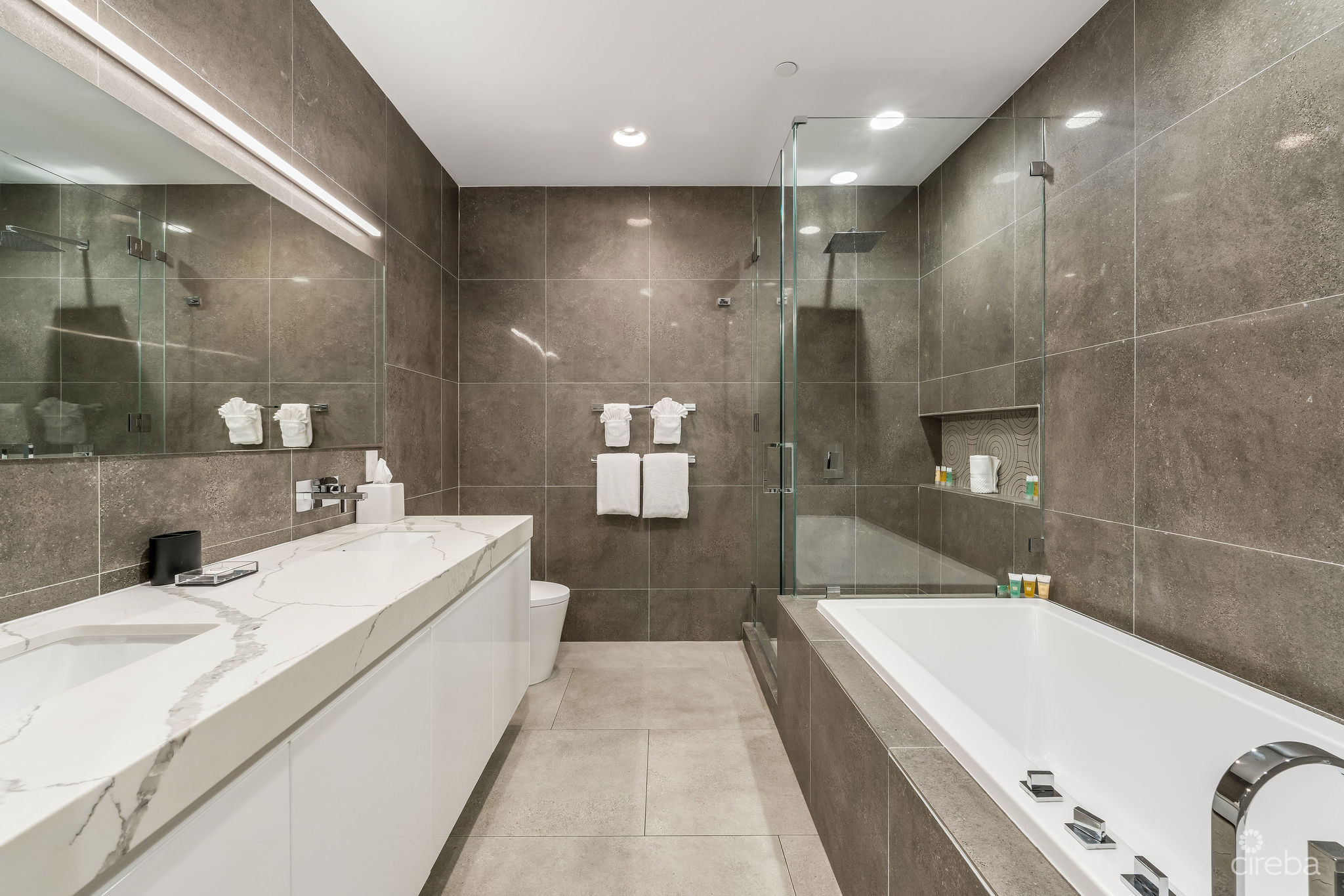 RUM POINT RESORT 403, OCEANFRONT CONDO