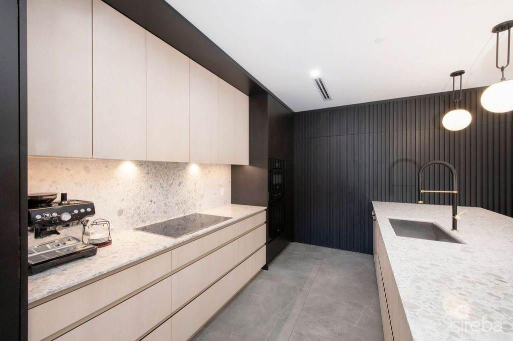 RITZ-CARLTON RESIDENCES #509