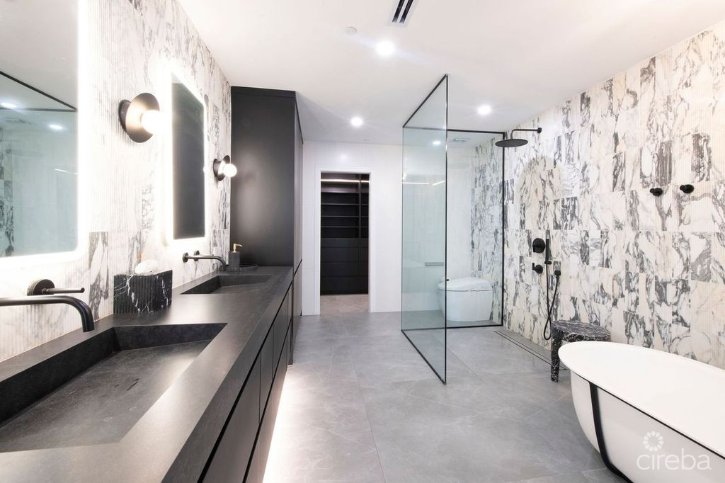 RITZ-CARLTON RESIDENCES #509
