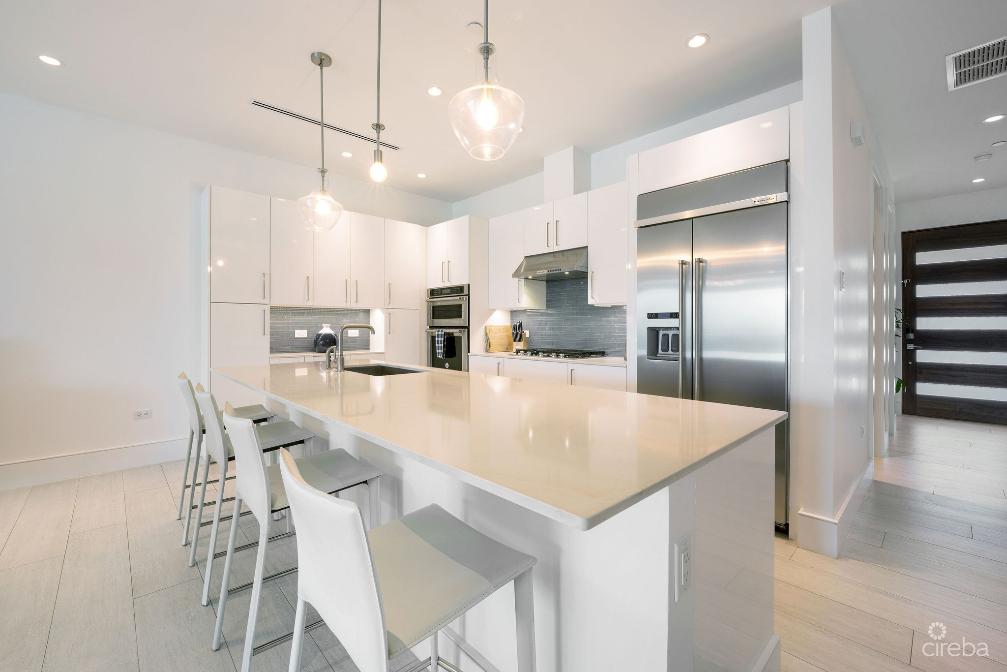 SOUTH BAY RESIDENCES  – 4 BED | 4 BATH OCEANVIEW