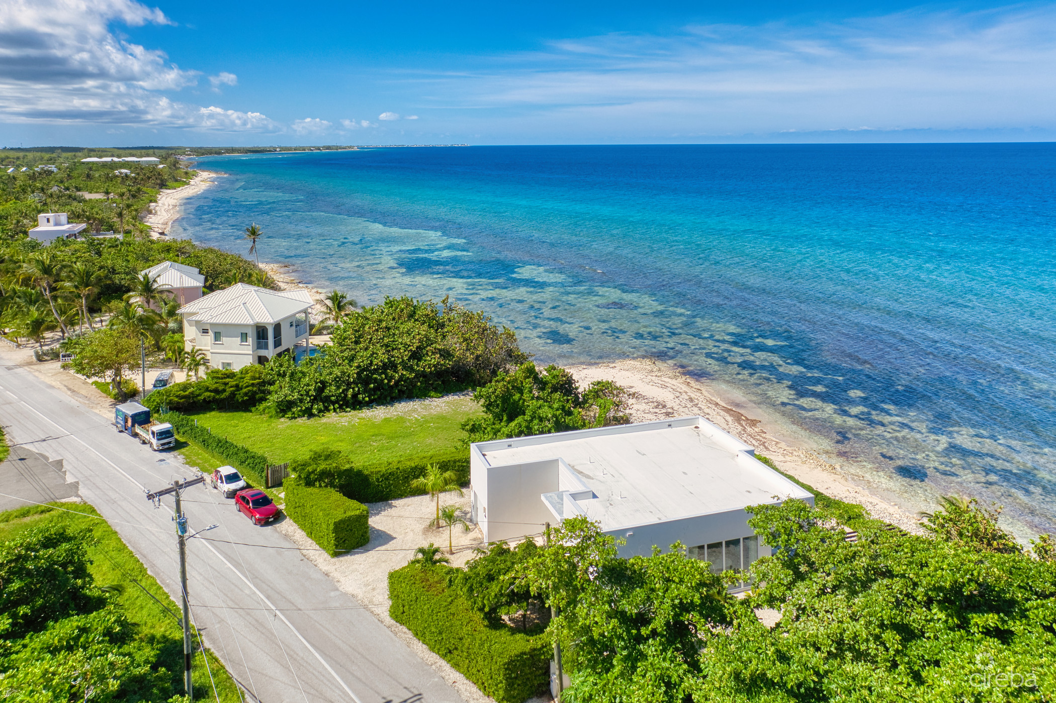 SEASIDE HIDEAWAY – FULLY RENOVATED BEACHFRONT GEM