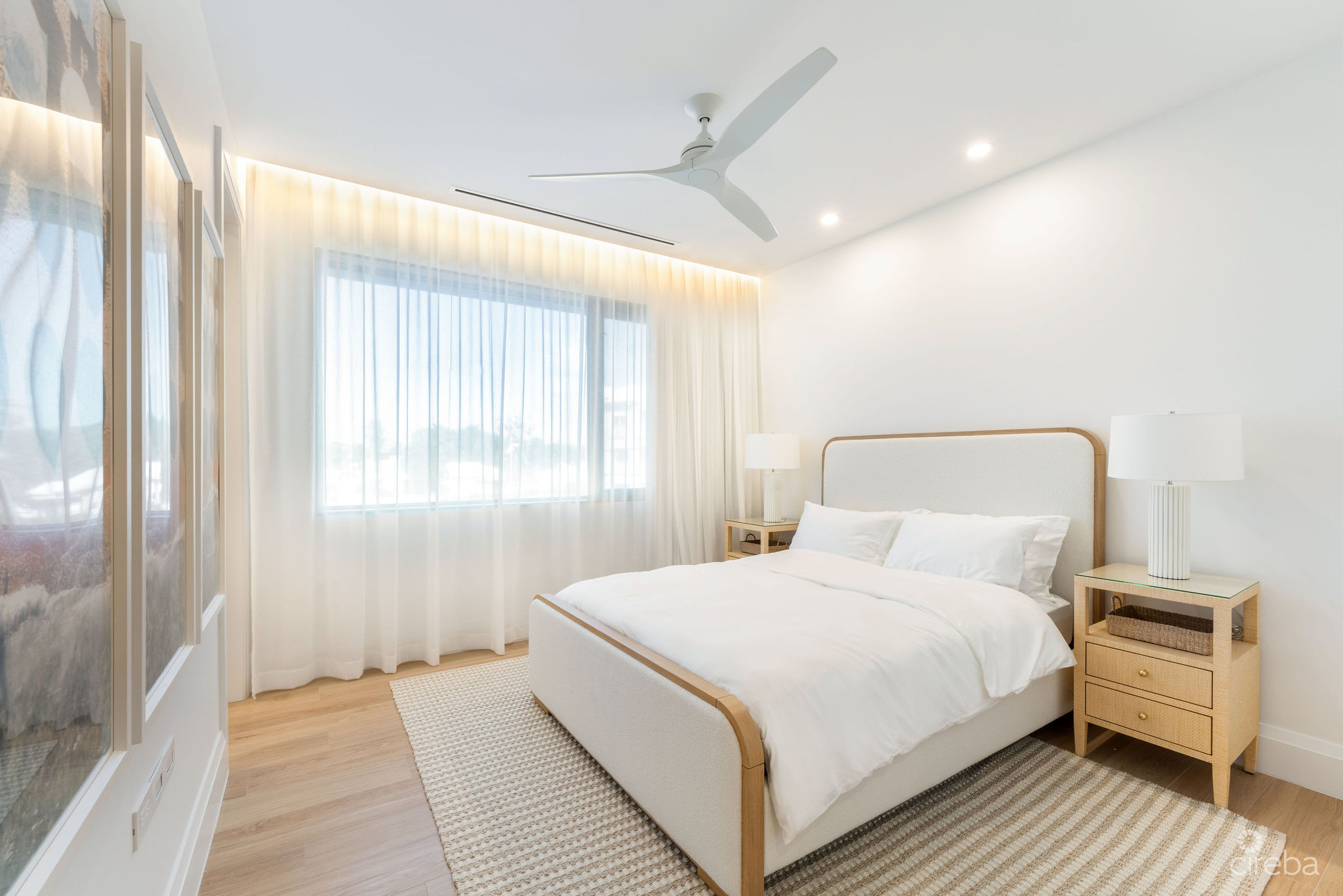 SMB 4 BED CONDO- THE SANDS
