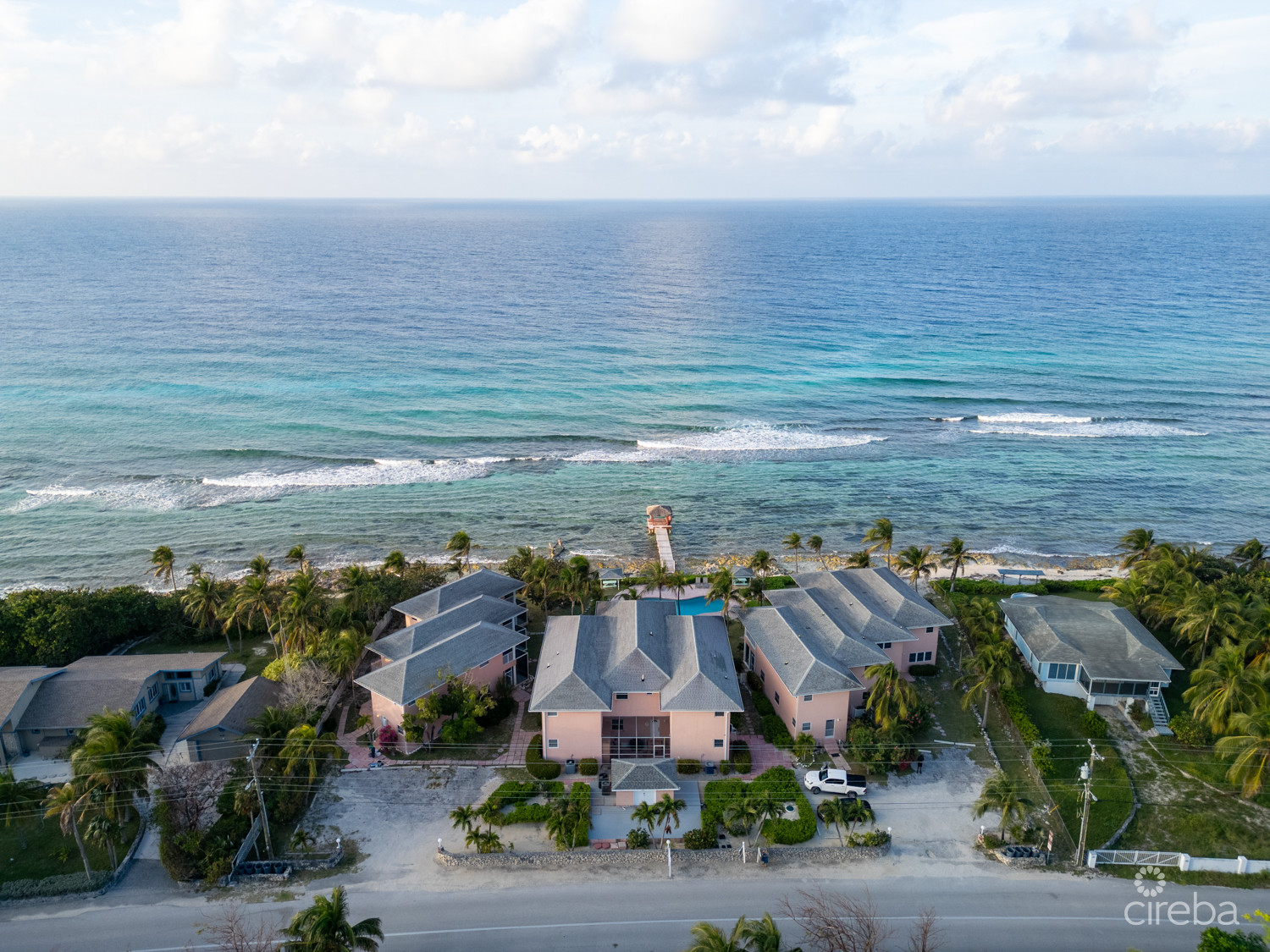 SPACIOUS OCEANFRONT CONDO WITH STUNNING VIEWS – NORTHERN LIGHTS #6