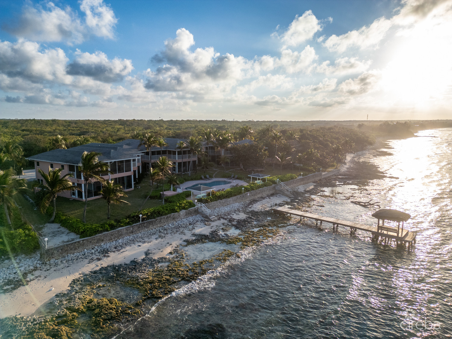 SPACIOUS OCEANFRONT CONDO WITH STUNNING VIEWS – NORTHERN LIGHTS #6