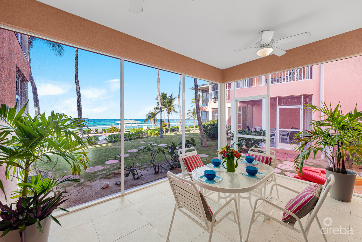 SPACIOUS OCEANFRONT CONDO WITH STUNNING VIEWS – NORTHERN LIGHTS #6