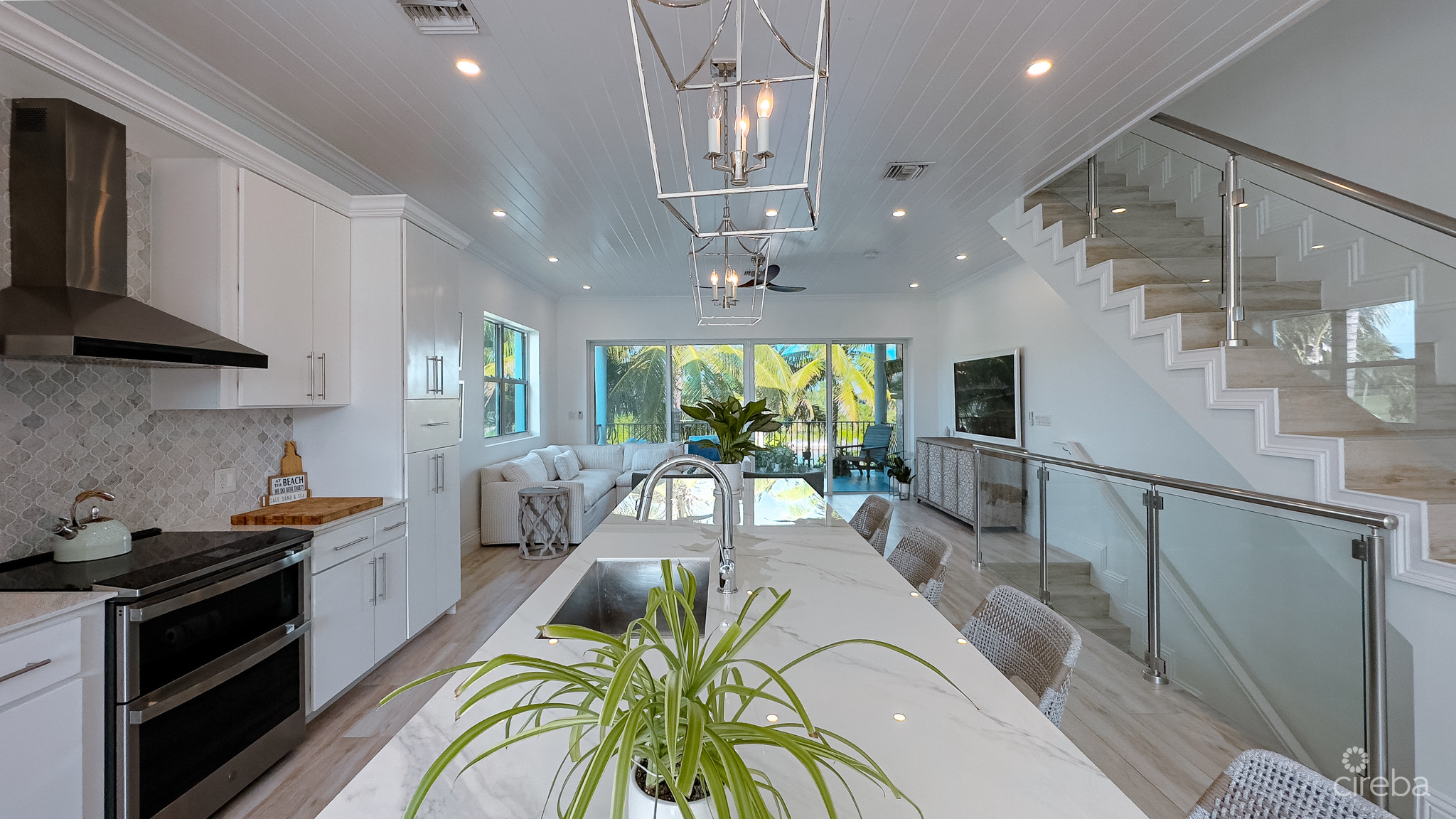 TURNBERRY VILLAS, CRYSTAL HARBOUR