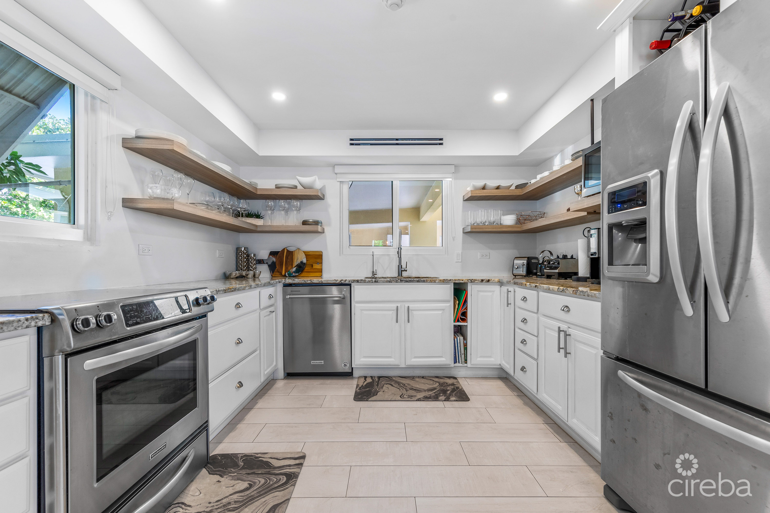 4 BEDROOM VILLA – CARIBBEAN PARADISE