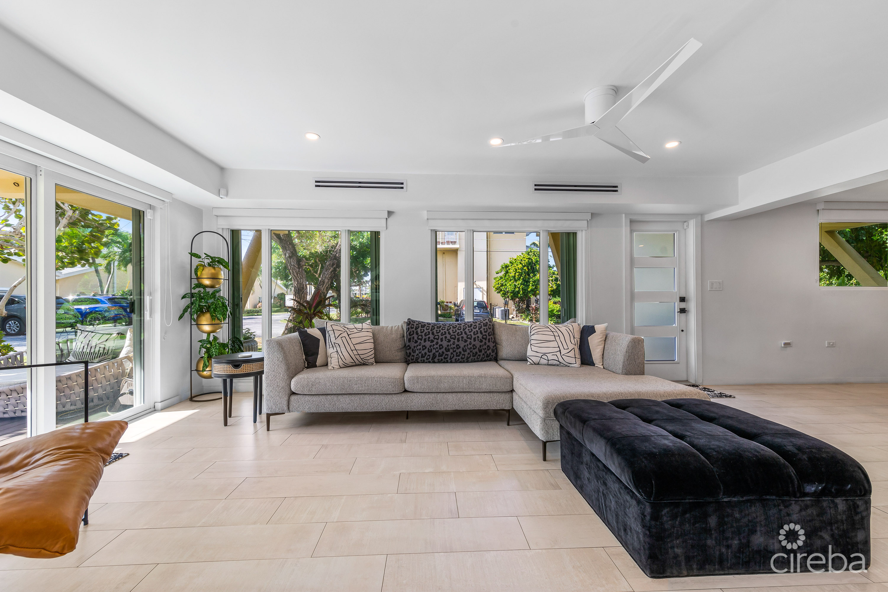 4 BEDROOM VILLA – CARIBBEAN PARADISE