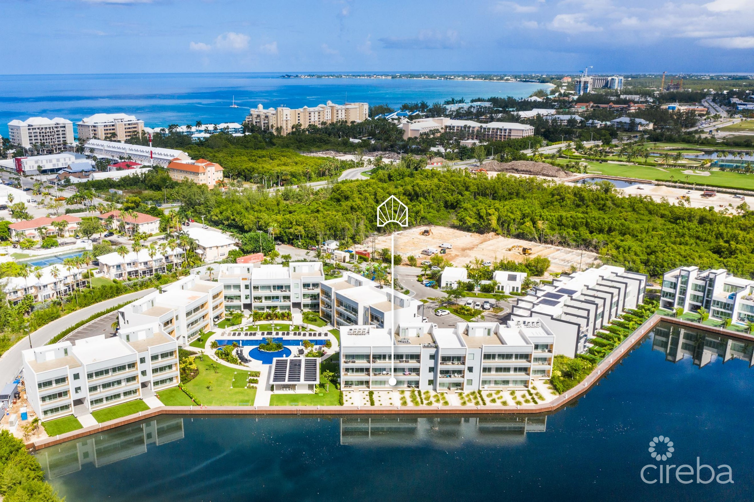 ONE CANAL POINT 512 WITH 30FT BOAT DOCK