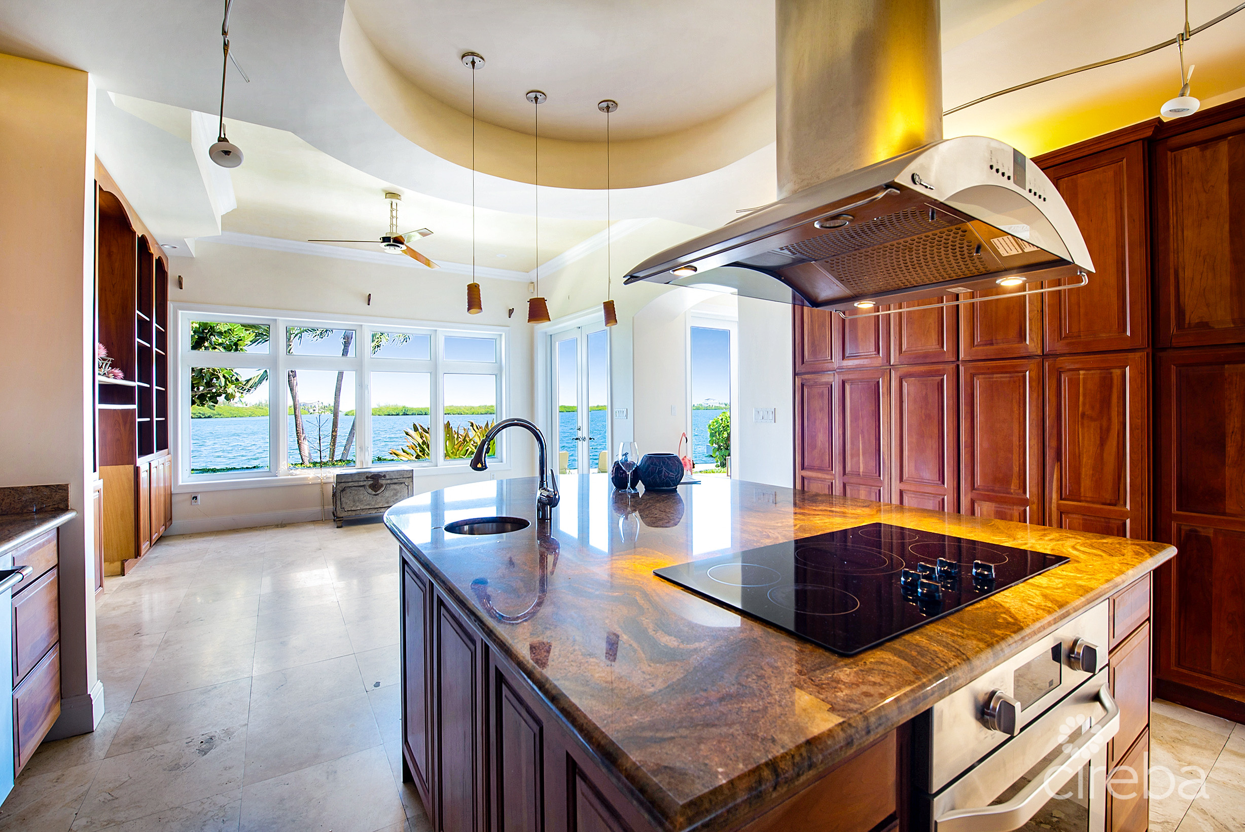 VISCAYA HOME, GOVERNOR’S HARBOUR CREEK