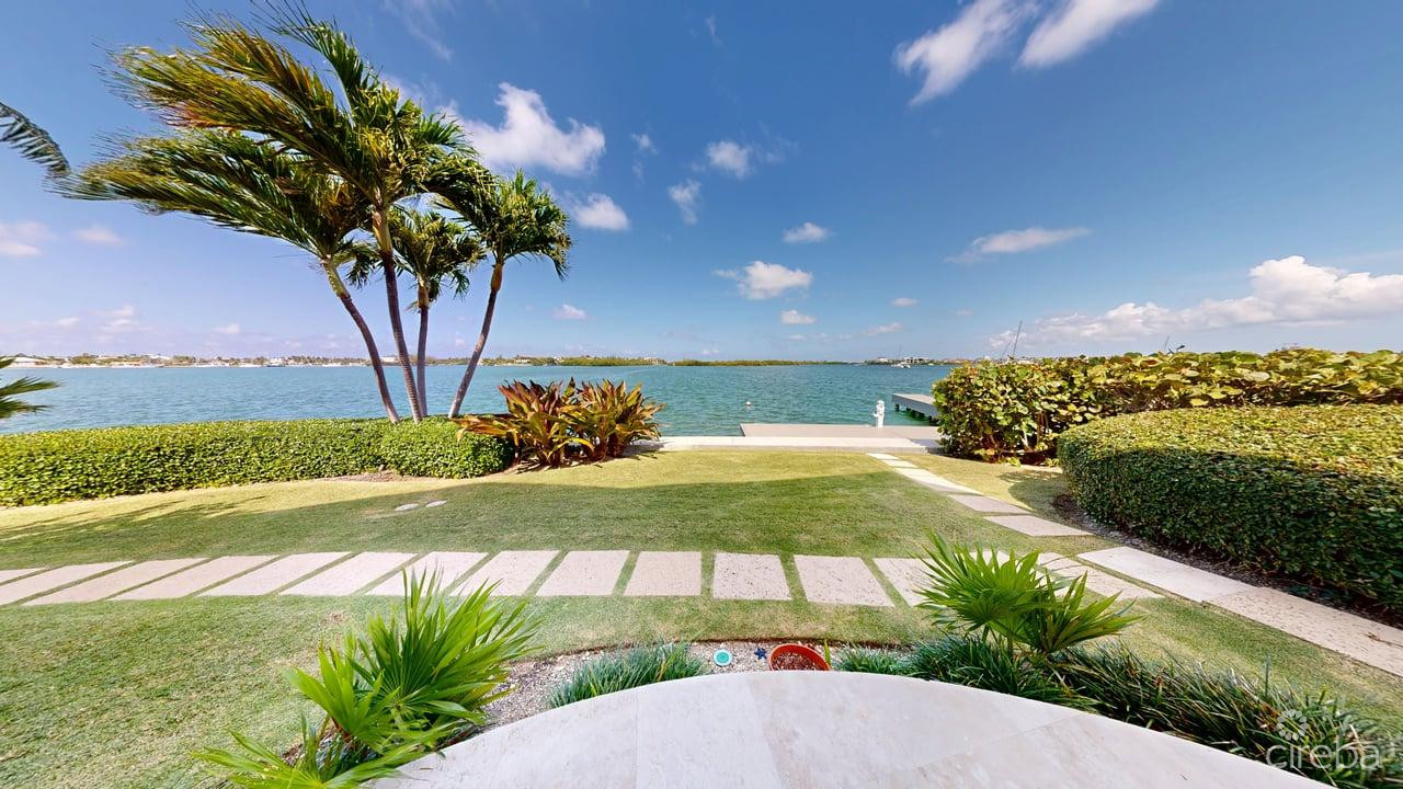 VISCAYA HOME, GOVERNOR’S HARBOUR CREEK