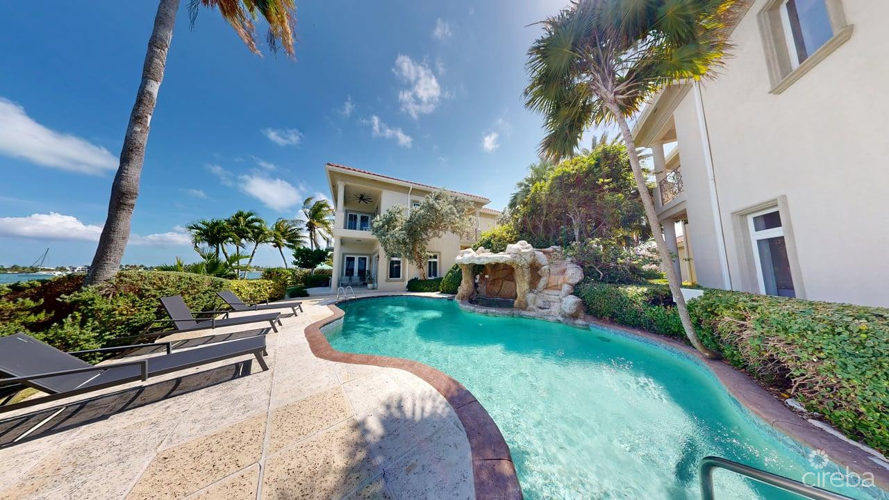 VISCAYA HOME, GOVERNOR’S HARBOUR CREEK