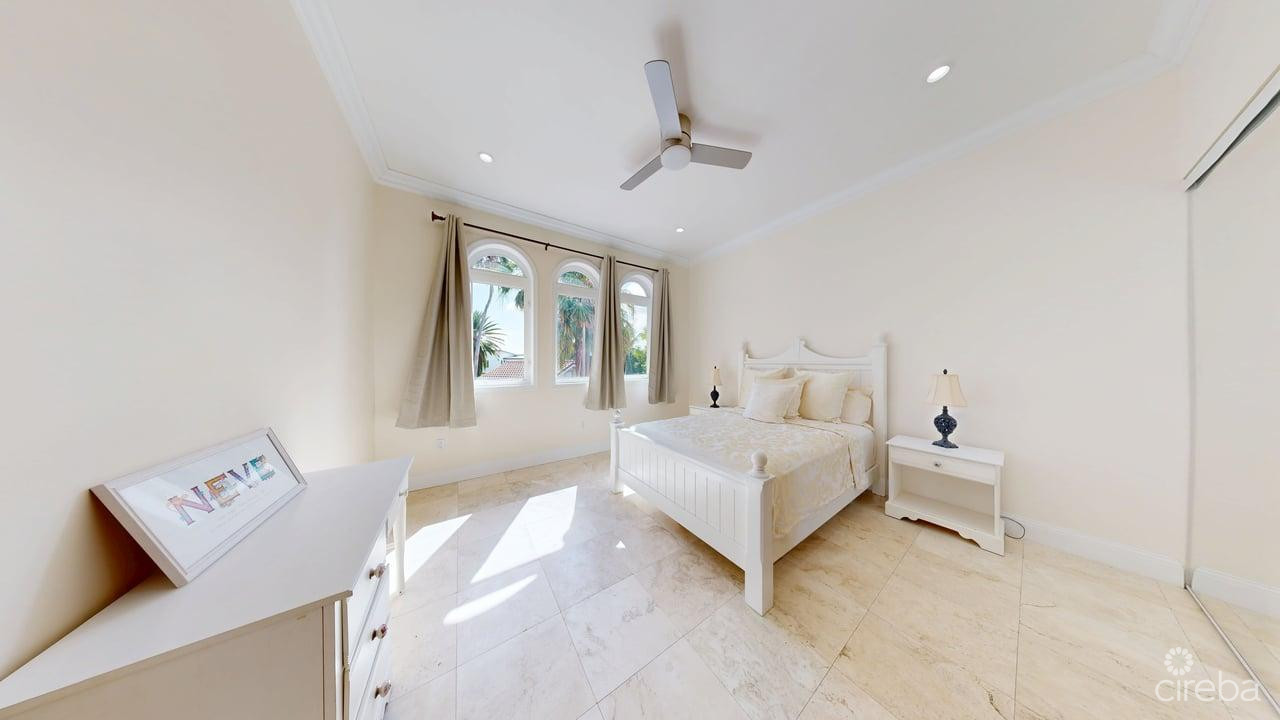 VISCAYA HOME, GOVERNOR’S HARBOUR CREEK