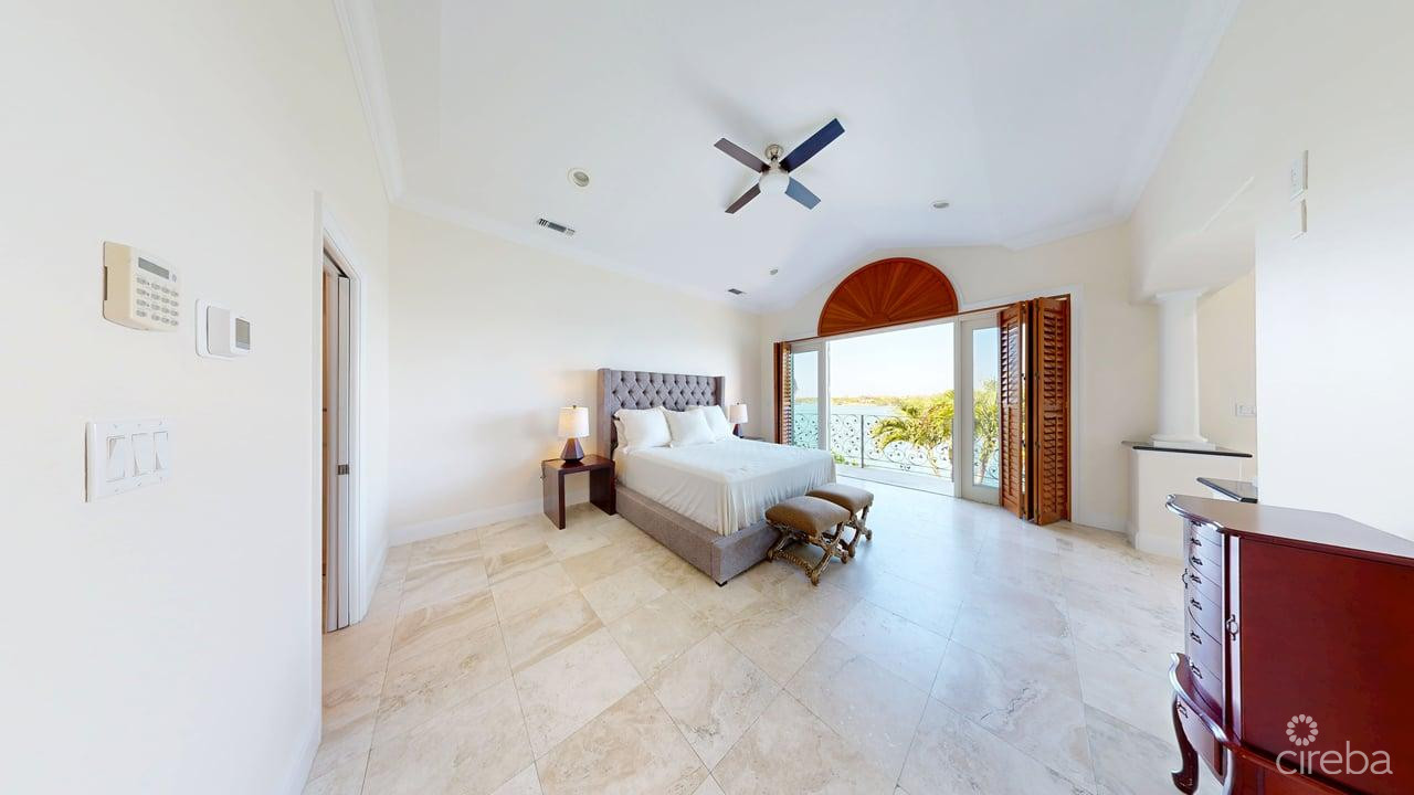 VISCAYA HOME, GOVERNOR’S HARBOUR CREEK
