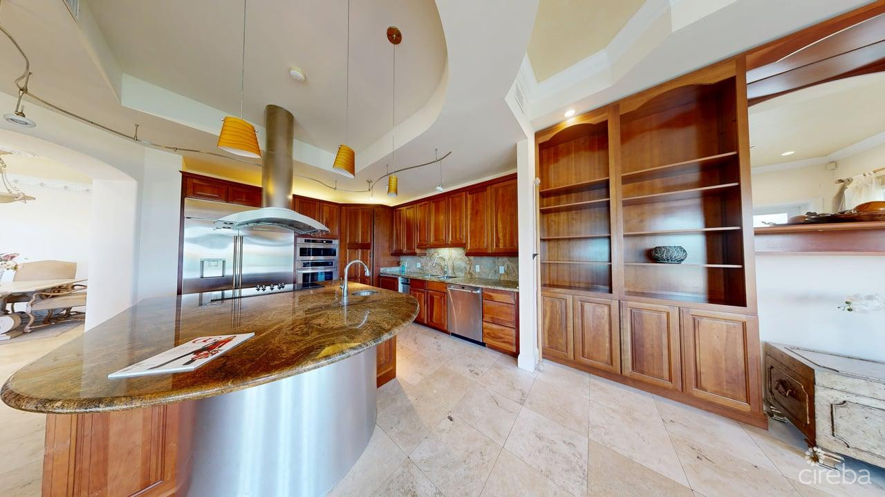 VISCAYA HOME, GOVERNOR’S HARBOUR CREEK